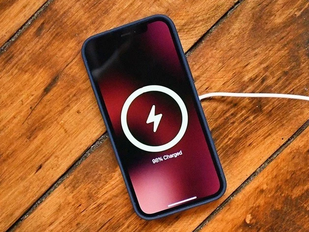 扶沟苹果手机维修分享iPhone 12可以随便充电吗 